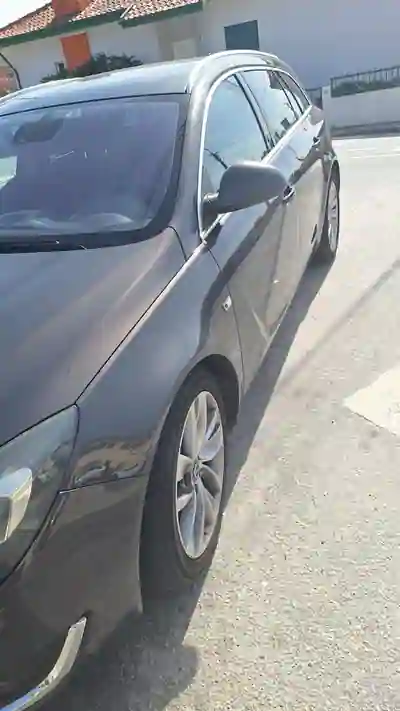 Opel Insignia 2013 — foto 2 de 15
