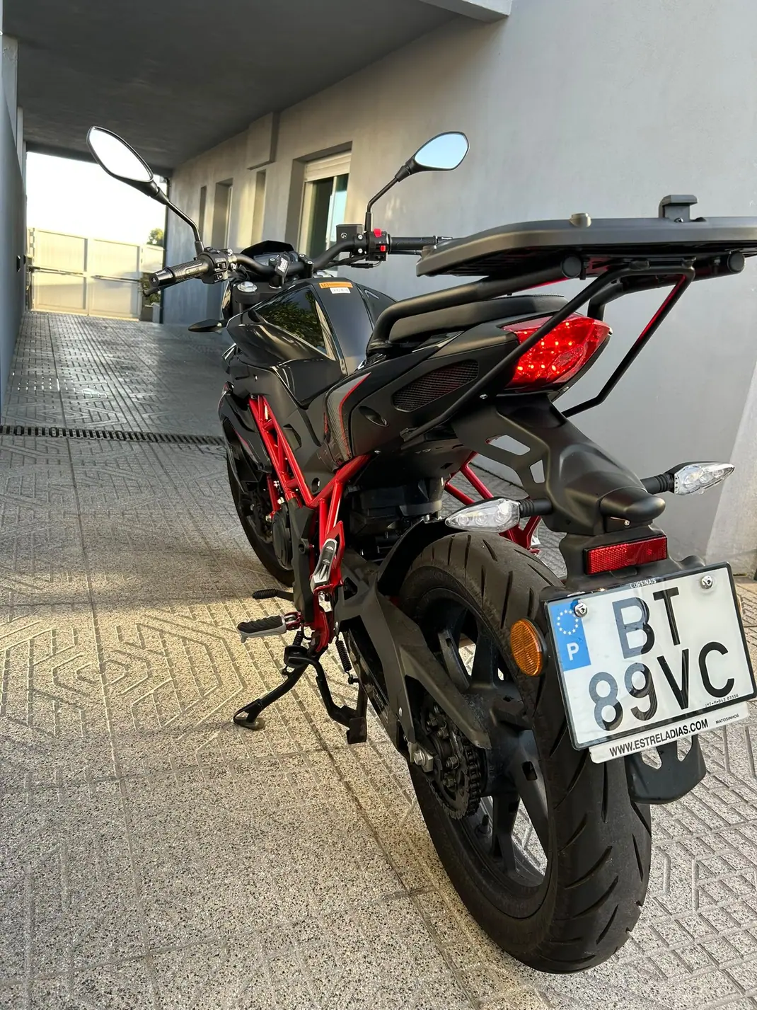 Benelli BN 2025 - 2400 EUR, 9625 km - 9625km - foto 6 de 14