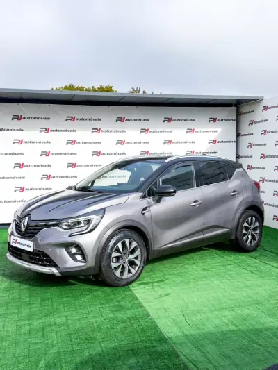 Renault Captur 2021 — foto 2 de 24