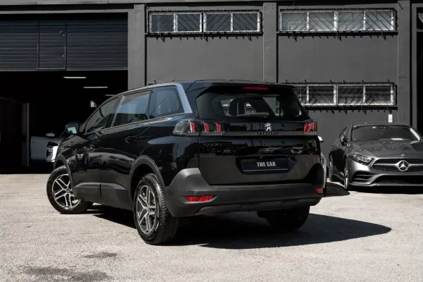 Peugeot 5008 1.2 PureTech Allure Pack EAT8 2022 Gasolina