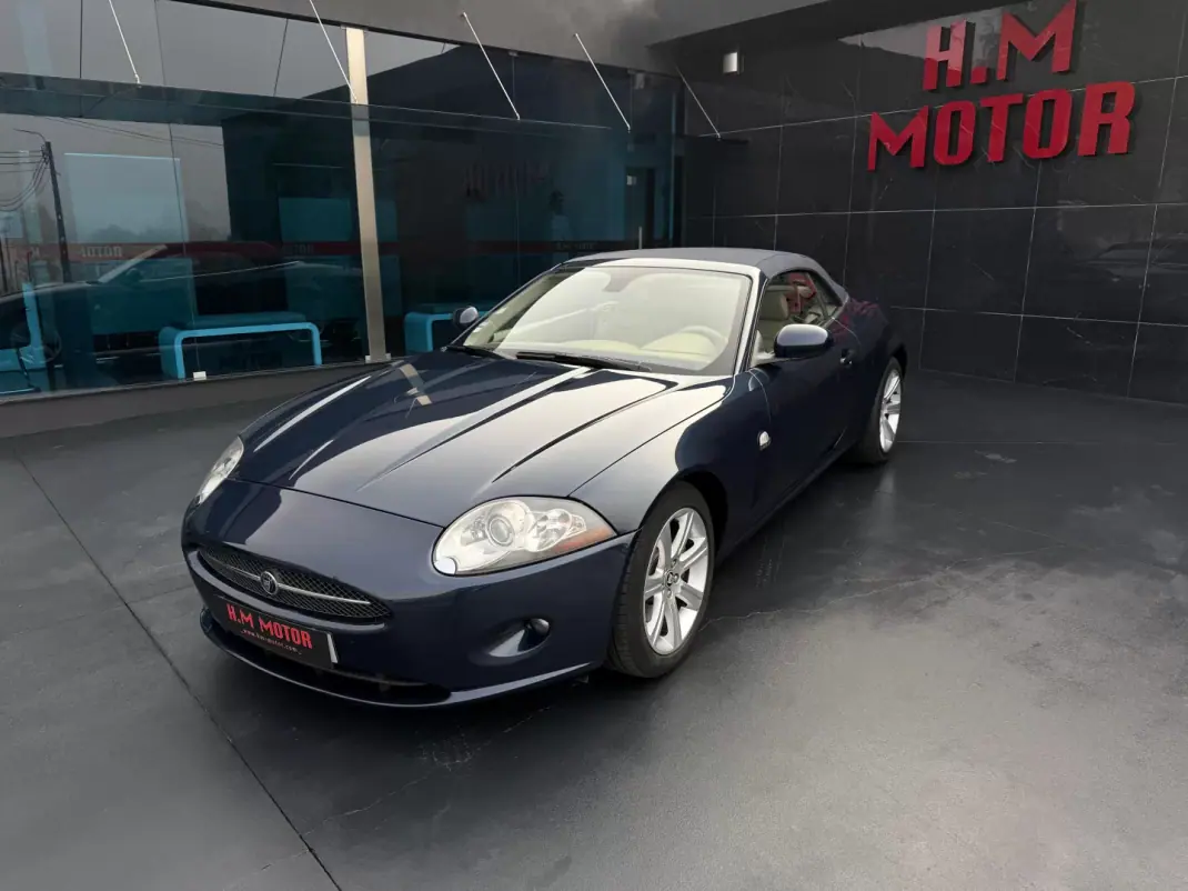 Jaguar XK 2006 - 38500 EUR, 186000 km - AUTO.MOTO.pt - 186000km - foto 3 de 15