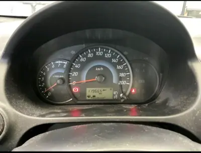 Mitsubishi Space Star 2018 - 8900 EUR, 119655 km - AUTO.MOTO.pt - 119655km - foto 4 de 5