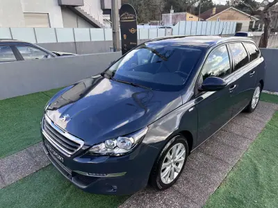 Peugeot 308 SW 2016 - 8900 EUR, 200000 km - AUTO.MOTO.pt - 200000km - foto 6 de 51