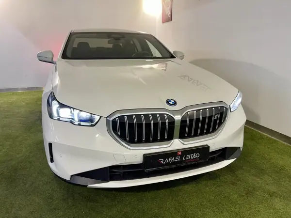 BMW i5 2024 - 48750 EUR, 66000 km - AUTO.MOTO.pt - 66000km - foto 4 de 42
