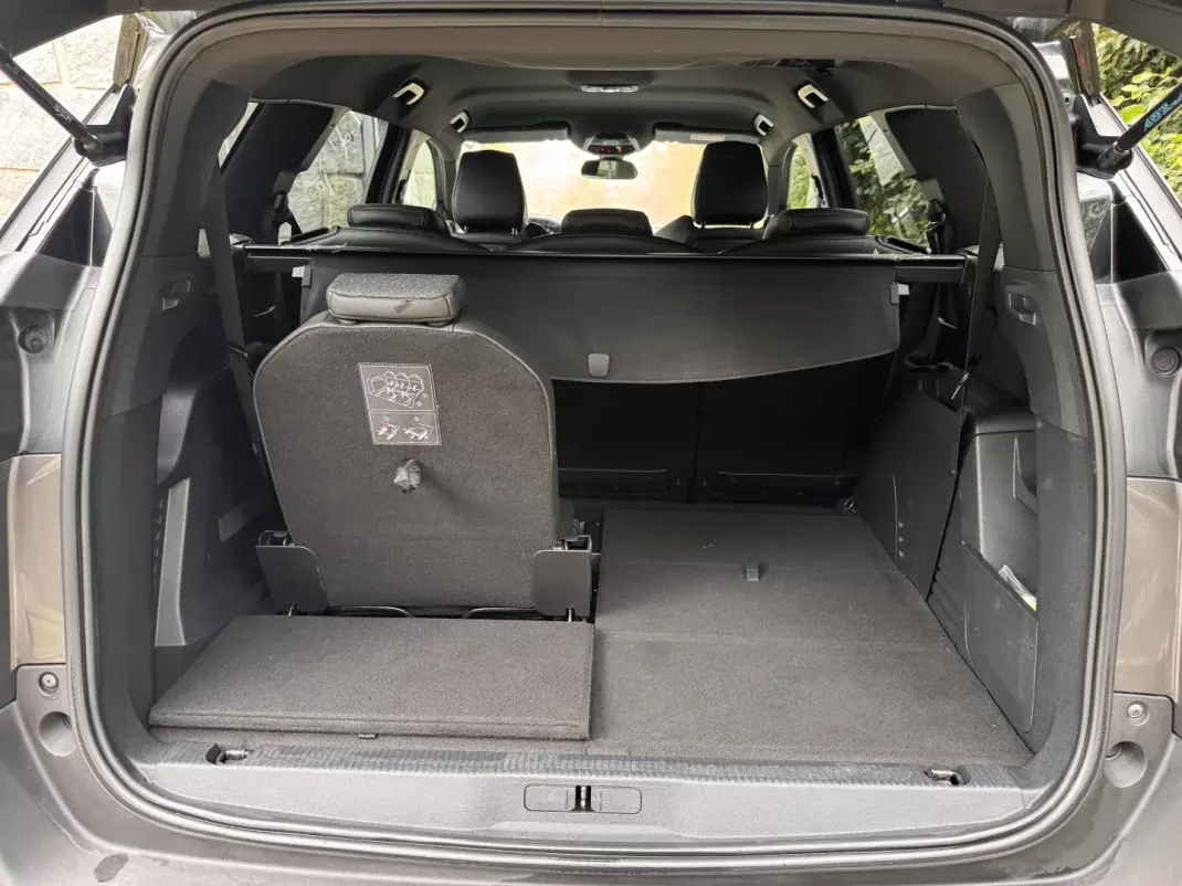 Peugeot 5008 2018 - 18500 EUR, 108306 km - AUTO.MOTO.pt - 108306km - foto 23 de 23