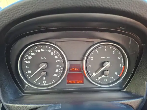 BMW 335 2008 - 34900 EUR, 170000 km - AUTO.MOTO.pt - 170000km - foto 46 de 47