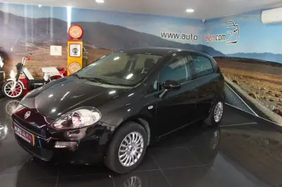 Fiat Punto 2016 - 7000 EUR, 118505 km - 118505km - foto 3 de 12