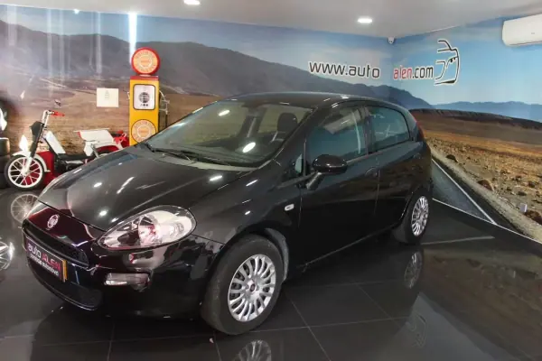 Fiat Punto 2016 - 7000 EUR, 118505 km - 118505km - foto 3 de 12