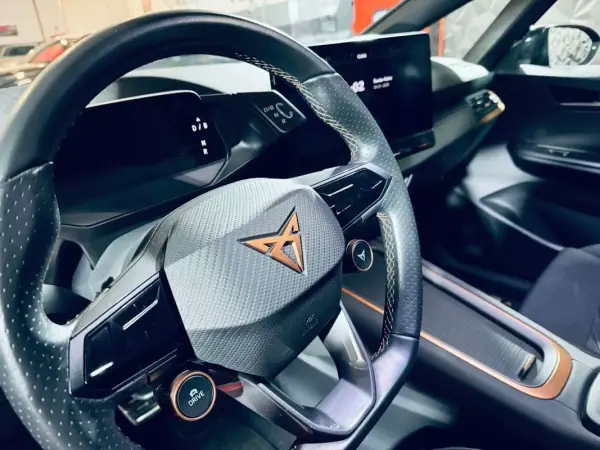 Cupra Born 2022 - 35990 EUR, 26601 km - AUTO.MOTO.pt - 26601km - foto 42 de 60