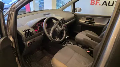 SEAT Alhambra 2005 - 7500 EUR, 299890 km - AUTO.MOTO.pt - 299890km - foto 6 de 57