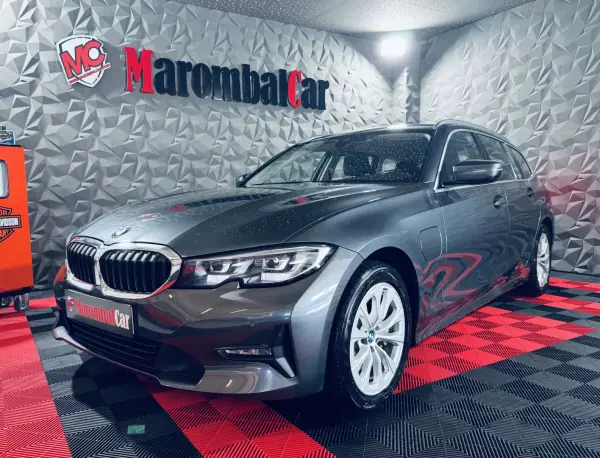 BMW 330 2020 - 29990 EUR, 101671 km - AUTO.MOTO.pt - 101671km - foto 14 de 44