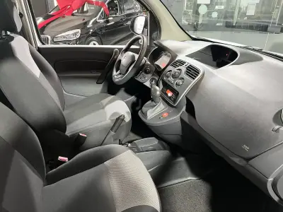 Renault Kangoo 2020 - 16800 EUR, 12073 km - AUTO.MOTO.pt - 12073km - foto 12 de 20