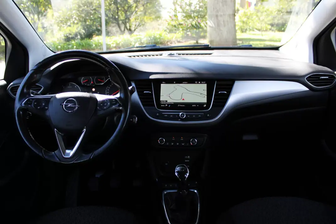 Opel Crossland X 2017 - 12500 EUR, 113439 km - AUTO.MOTO.pt - 113439km - foto 24 de 35