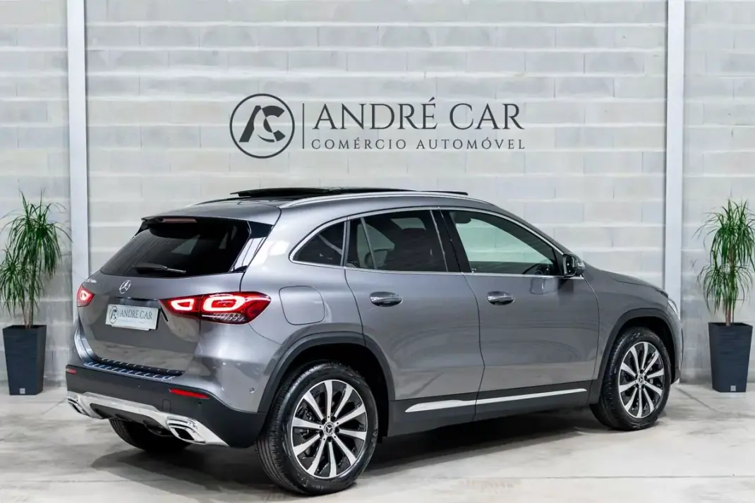 Mercedes-Benz GLA 250 2022 - 35950 EUR, 3859 km - 3859km - foto 7 de 59