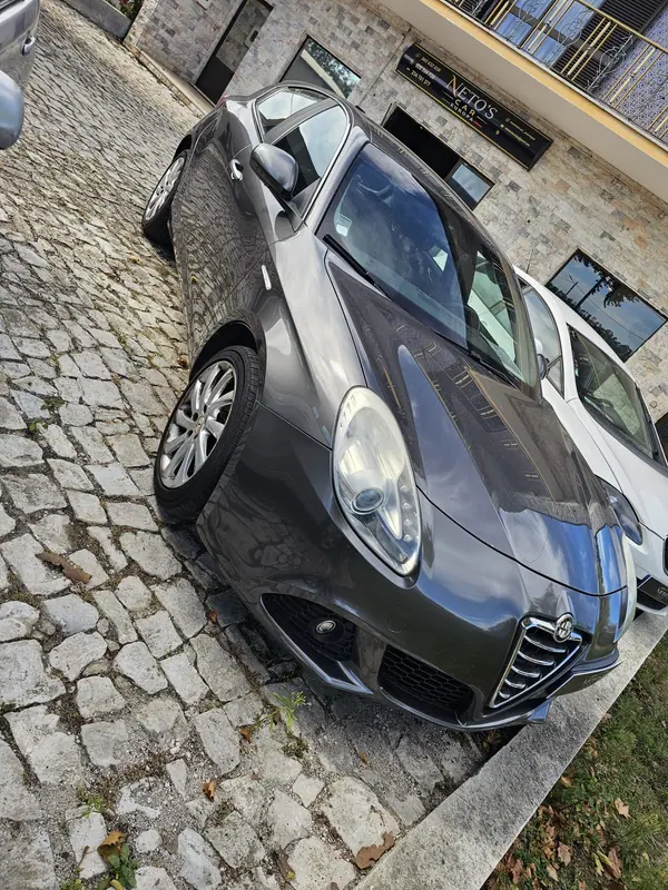 Alfa Romeo Giulietta 1.6 JTDm Distinctive 2013 Diesel