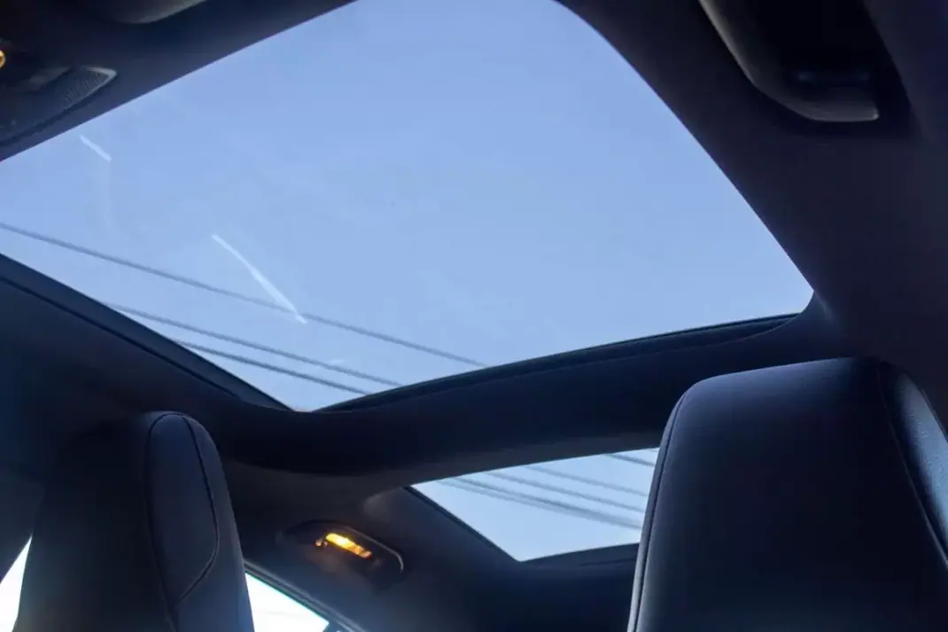 Mercedes-Benz GLA 45 AMG 2015 - 34900 EUR, 49200 km - AUTO.MOTO.pt - 49200km - foto 11 de 20