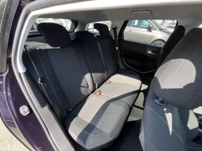 Peugeot 308 SW 2018 - 9950 EUR, 219000 km - AUTO.MOTO.pt - 219000km - foto 29 de 40