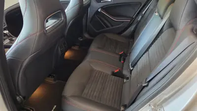 Mercedes-Benz GLA 180 2018 - 24900 EUR, 41570 km - 41570km - foto 46 de 52