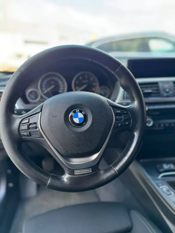 BMW 418 Gran Coupé 2018 - 18900 EUR, 218060 km - AUTO.MOTO.pt - 218060km - foto 3 de 25