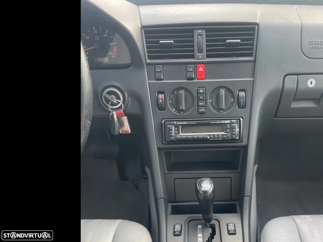 Mercedes-Benz C 220 1994 - 4500 EUR, 160506 km - AUTO.MOTO.pt - 160506km - foto 13 de 15