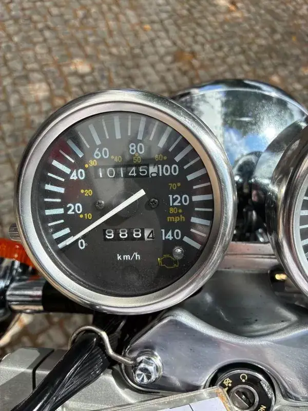 2017 - 1850 EUR, 10145 km - AUTO.MOTO.pt - 10145km - foto 4 de 13