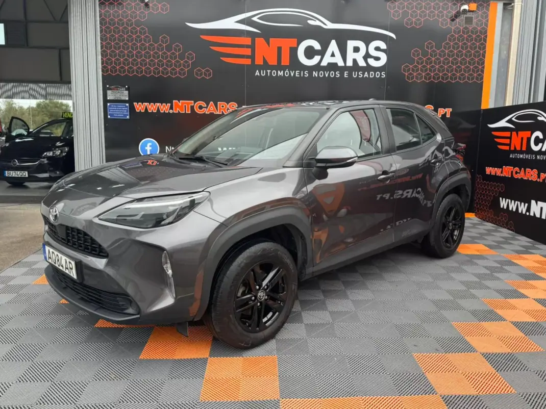 Toyota Yaris Cross 2022 - 24900 EUR, 95592 km - AUTO.MOTO.pt - 95592km - foto 1 de 16