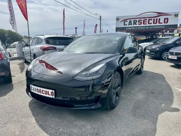 Tesla Model 3 2022 - 28690 EUR, 82305 km - AUTO.MOTO.pt - 82305km - foto 3 de 31