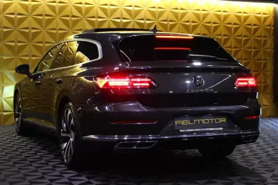 Volkswagen Arteon 2021 - 25400 EUR, 209040 km - AUTO.MOTO.pt - 209040km - foto 14 de 40