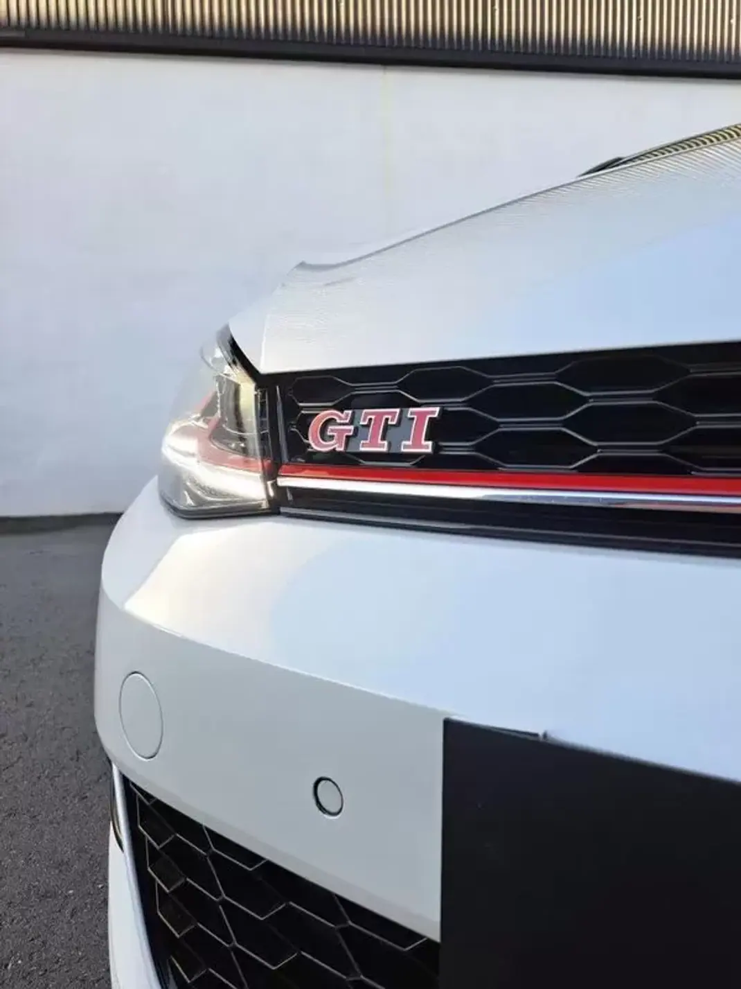 Volkswagen Golf 2019 - 28900 EUR, 108000 km - AUTO.MOTO.pt - 108000km - foto 22 de 32