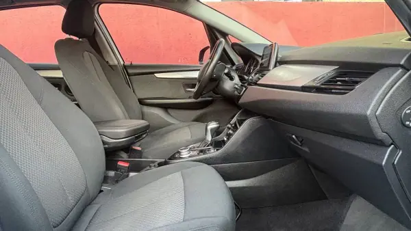 BMW 225xe Active Tourer 2020 - 16900 EUR, 125000 km - AUTO.MOTO.pt - 125000km - foto 11 de 12
