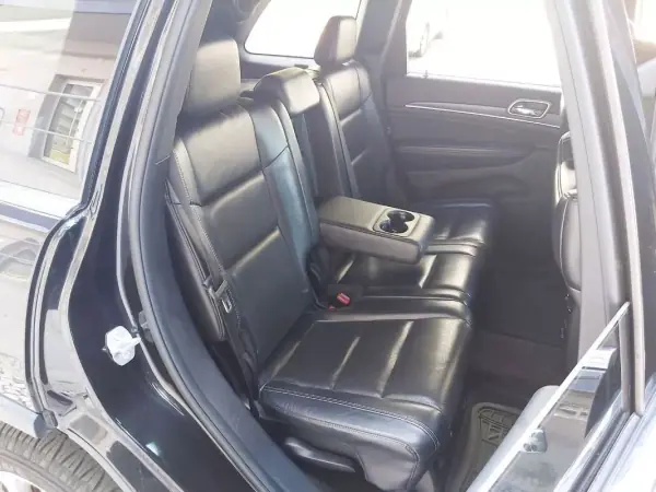 Jeep Grand Cherokee 2016 - 34950 EUR, 135350 km - AUTO.MOTO.pt - 135350km - foto 31 de 60