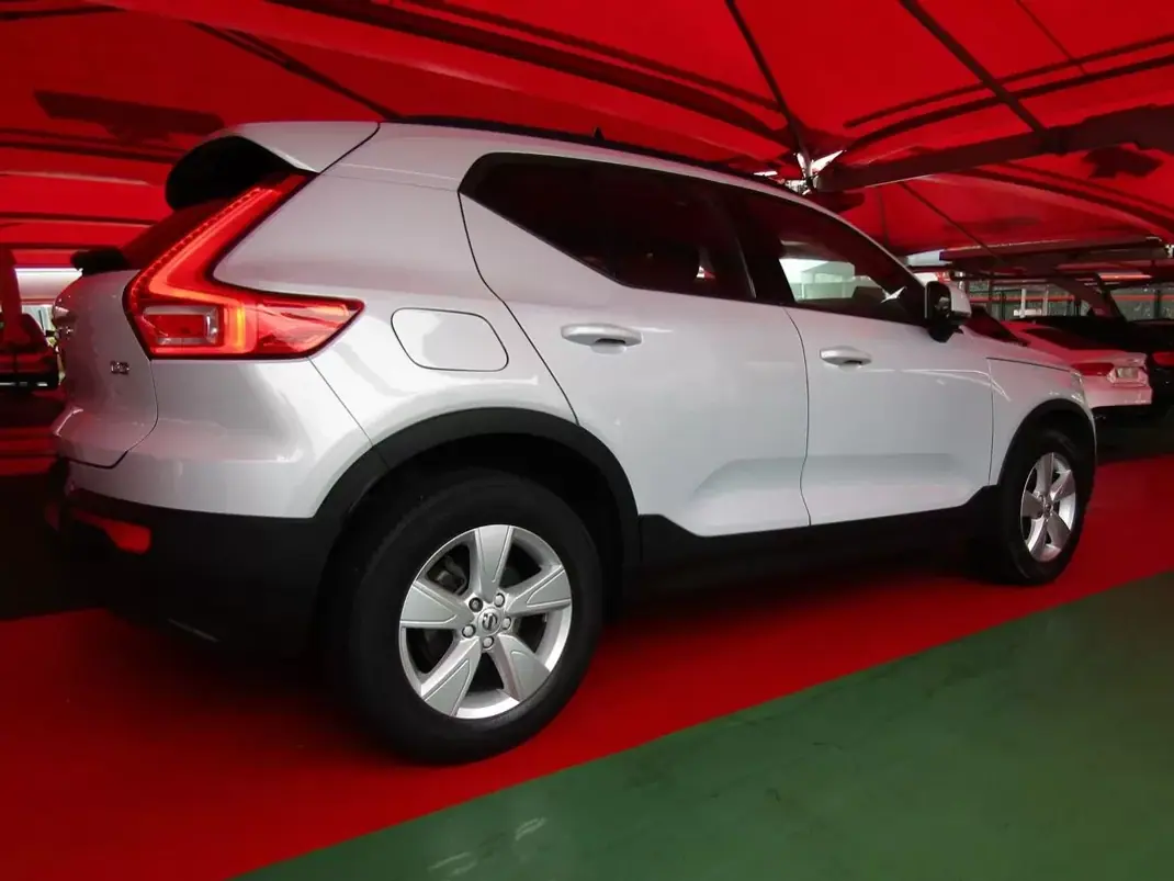 Volvo XC 40 2021 - 26199 EUR, 155000 km - 155000km - foto 6 de 28