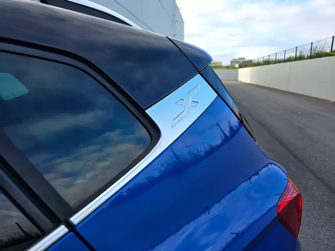 SEAT Arona 2023 - 16900 EUR, 73900 km - AUTO.MOTO.pt - 73900km - foto 16 de 37