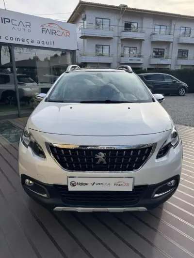 Peugeot 2008 2018 - 13900 EUR, 106900 km - AUTO.MOTO.pt - 106900km - foto 2 de 15