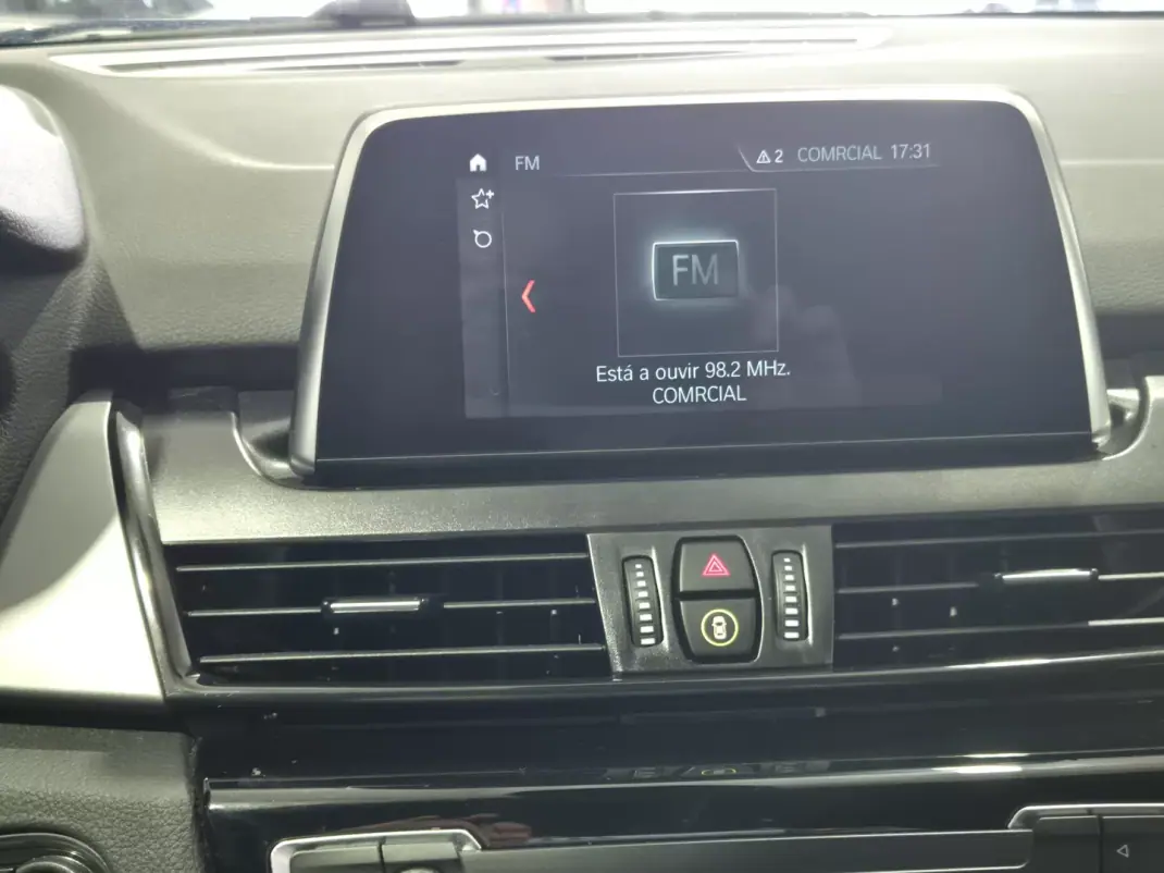 BMW 216 Gran Tourer 2022 - 25500 EUR, 73000 km - AUTO.MOTO.pt - 73000km - foto 8 de 35