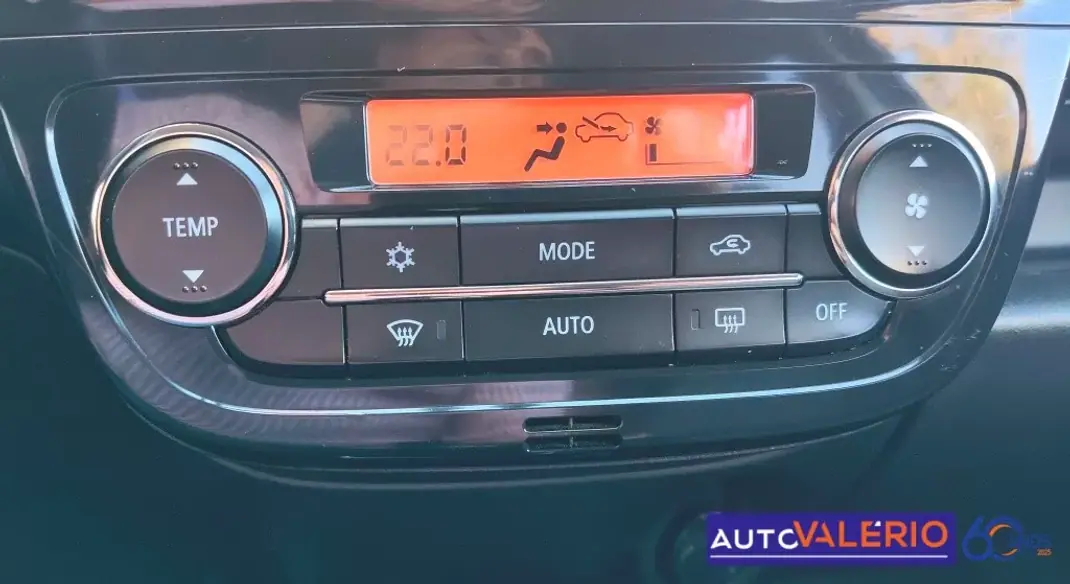 Mitsubishi Space Star 2019 - 10950 EUR, 89752 km - 89752km - foto 23 de 30