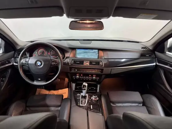 BMW 520 2012 - 15500 EUR, 197000 km - AUTO.MOTO.pt - 197000km - foto 29 de 59
