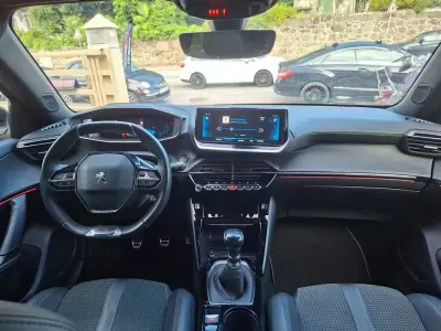 Peugeot 2008 2020 - 16900 EUR, 65308 km - 65308km - foto 38 de 39