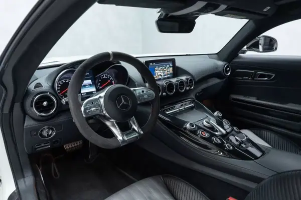 Mercedes-Benz AMG GT 2018 - 94950 EUR, 59000 km - AUTO.MOTO.pt - 59000km - foto 17 de 46