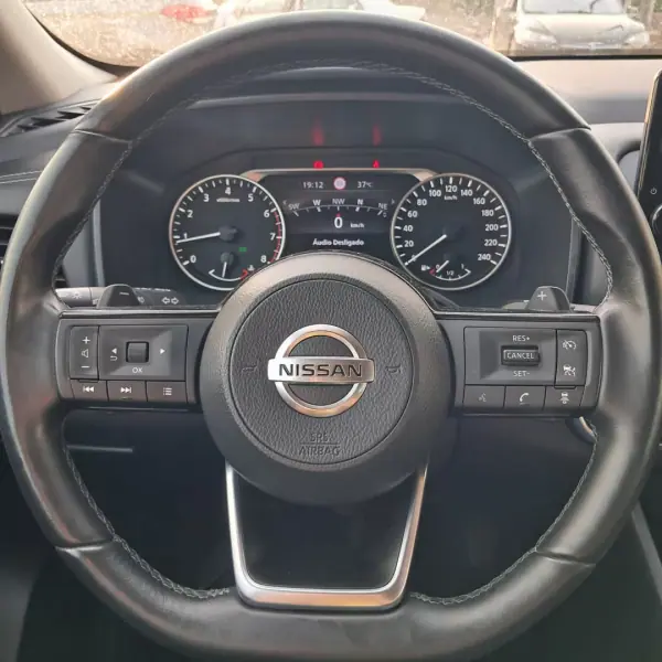 Nissan Qashqai 2022 - 23450 EUR, 37000 km - AUTO.MOTO.pt - 37000km - foto 11 de 16
