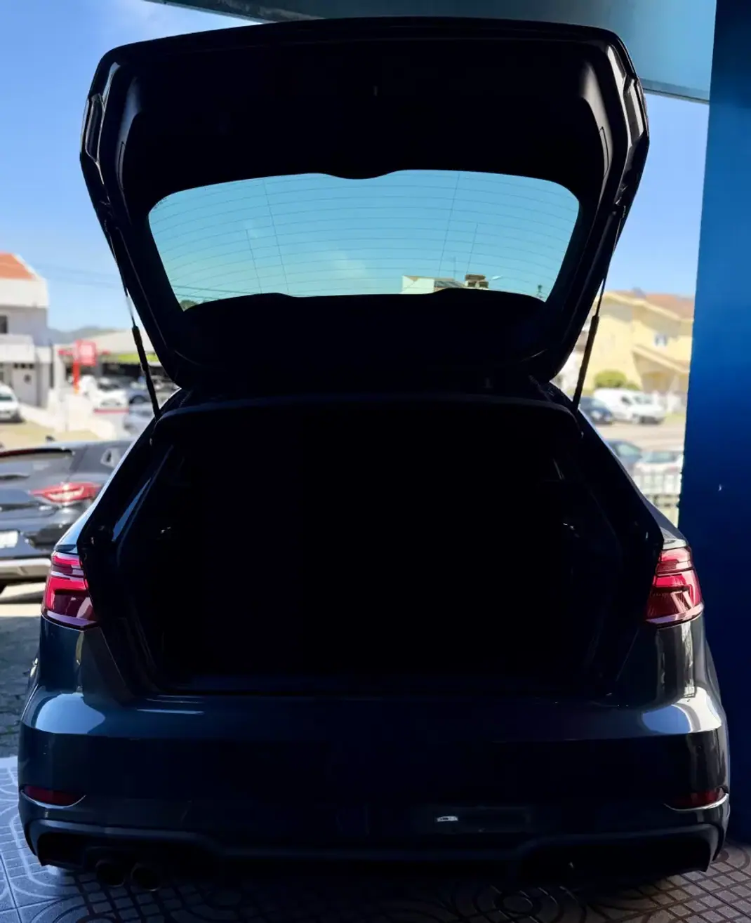 Audi A3 Sportback 2020 - 19950 EUR, 159000 km - AUTO.MOTO.pt - 159000km - foto 28 de 29