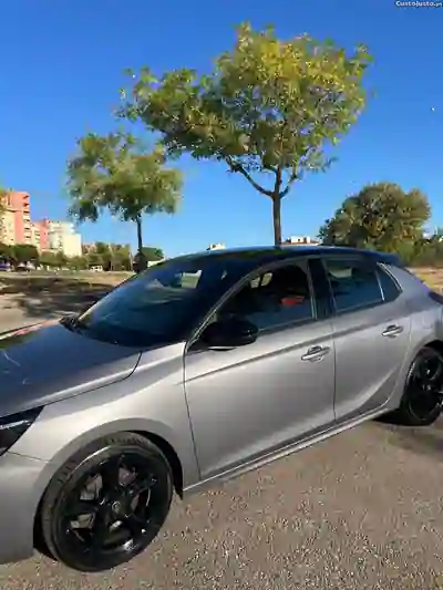 Opel Corsa 2021 - 13900 EUR, 90000 km - AUTO.MOTO.pt - 90000km - foto 5 de 8