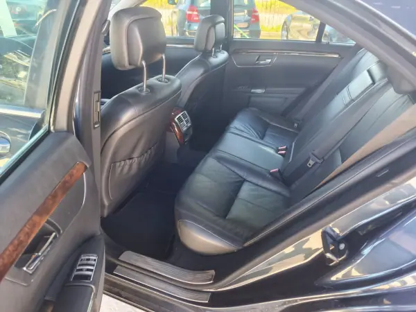 Mercedes-Benz S 320 2007 - 14990 EUR, 429000 km - AUTO.MOTO.pt - 429000km - foto 17 de 31