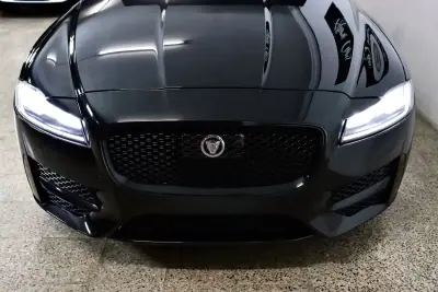 Jaguar XF 2016 - 25900 EUR, 63375 km - AUTO.MOTO.pt - 63375km - foto 32 de 36