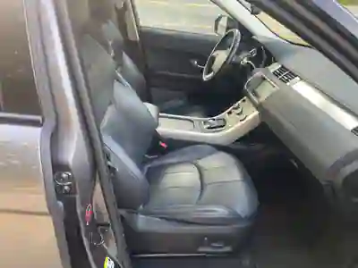Land Rover Range Rover Evoque 2016 - 18000 EUR, 186000 km - 186000km - foto 4 de 4