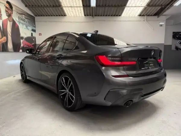 BMW 320 2020 - 31250 EUR, 154000 km - AUTO.MOTO.pt - 154000km - foto 8 de 19