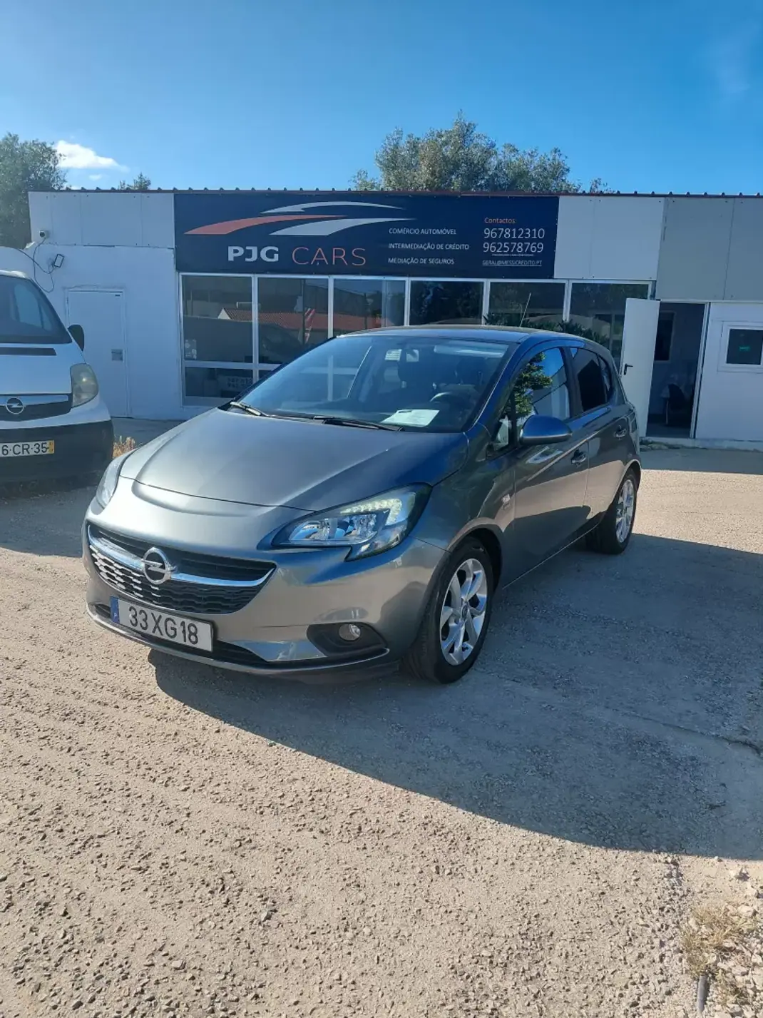 Opel Corsa 2019 - 10900 EUR, 70000 km - AUTO.MOTO.pt - 70000km - foto 2 de 12