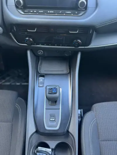 Nissan Qashqai 2022 - 27500 EUR, 55638 km - AUTO.MOTO.pt - 55638km - foto 14 de 18
