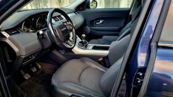 Land Rover Range Rover Evoque 2017 - 24900 EUR, 203000 km - AUTO.MOTO.pt - 203000km - foto 7 de 24