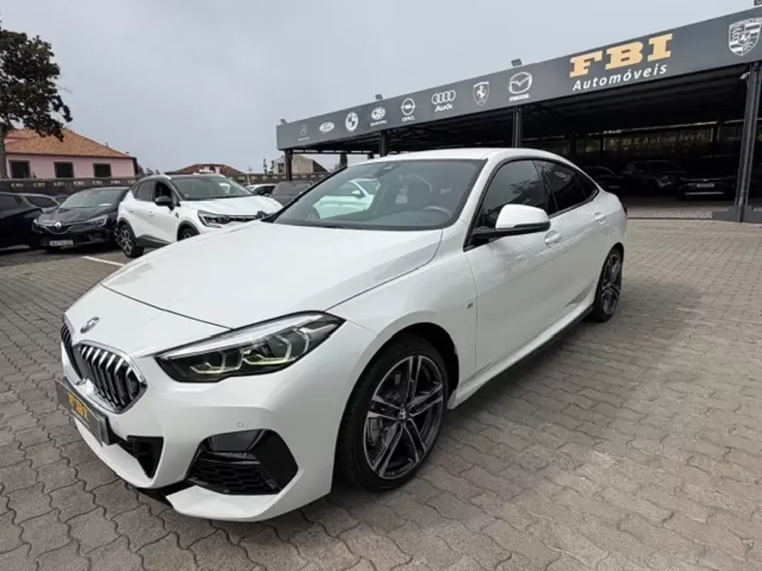 BMW 216 Active Tourer 2020 - 27900 EUR, 61140 km - AUTO.MOTO.pt - 61140km - foto 1 de 12